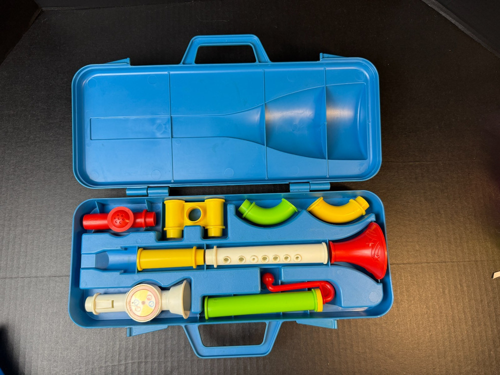 Vtg 1983 Fisher Price Crazy Combo Horn Set #604 Missing 1 Green Mouthpiece